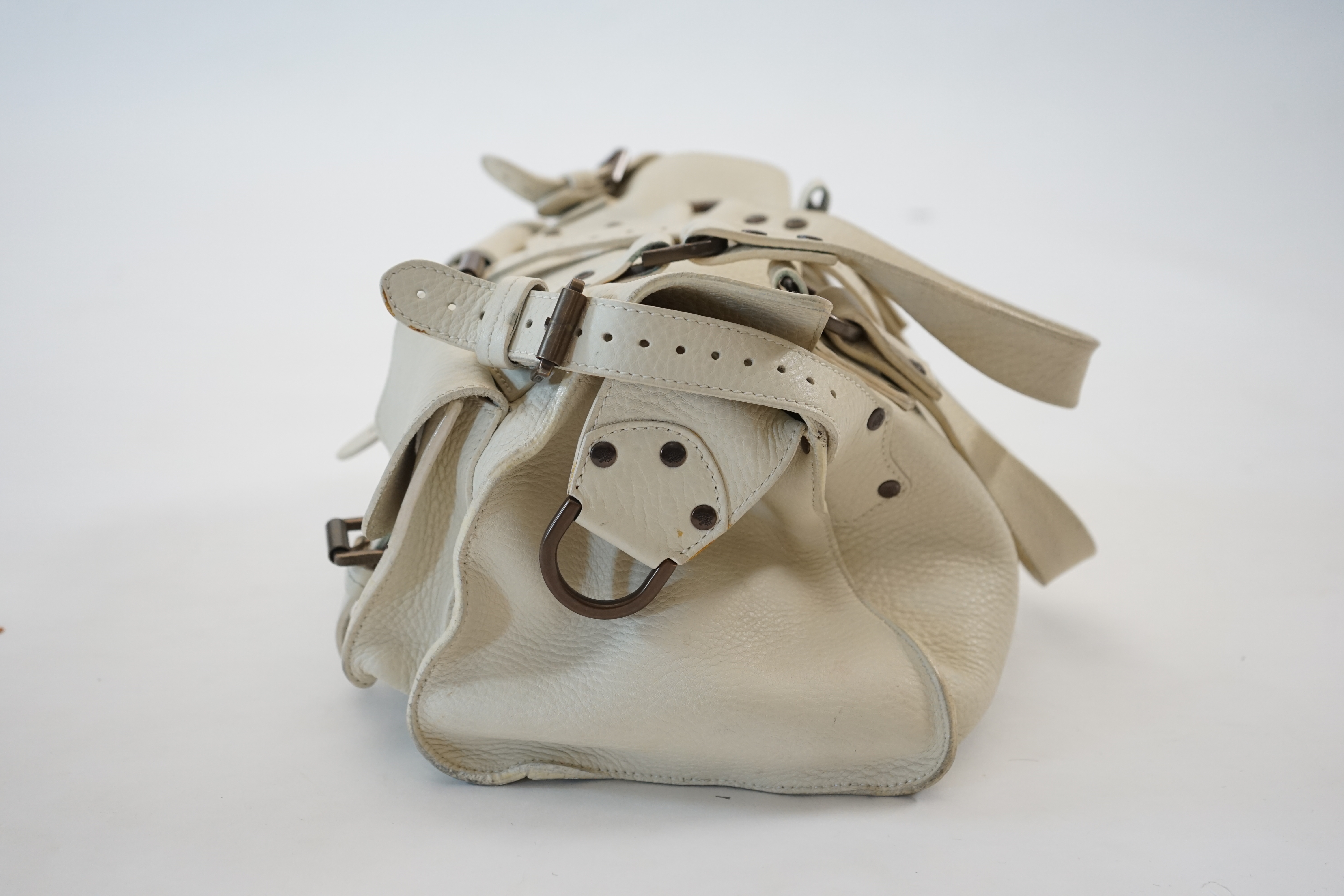 A Mulberry Roxanne cream leather handbag width 34cm, depth 15cm, height 18cm